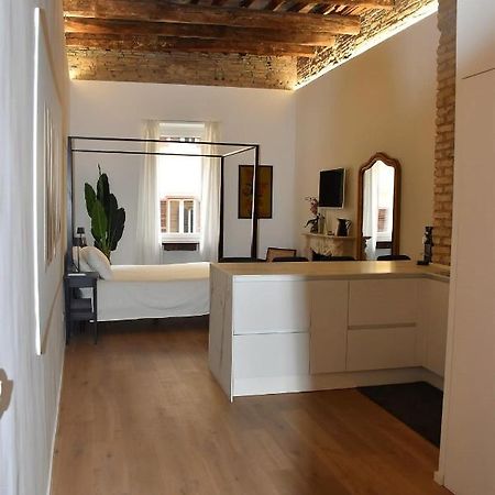 Fontana Luxury Home Рим Экстерьер фото